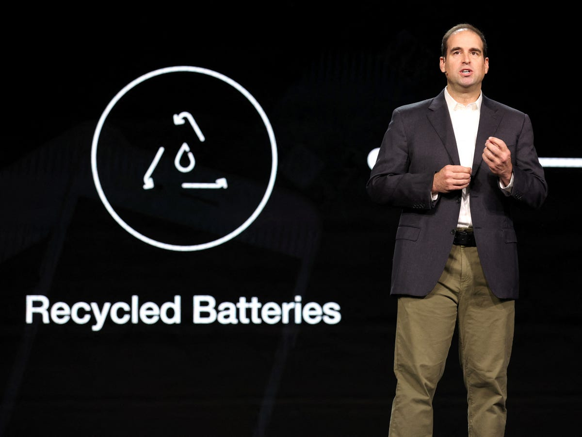 谷歌破坏红木材料公司大型融资轮 - 商业内幕