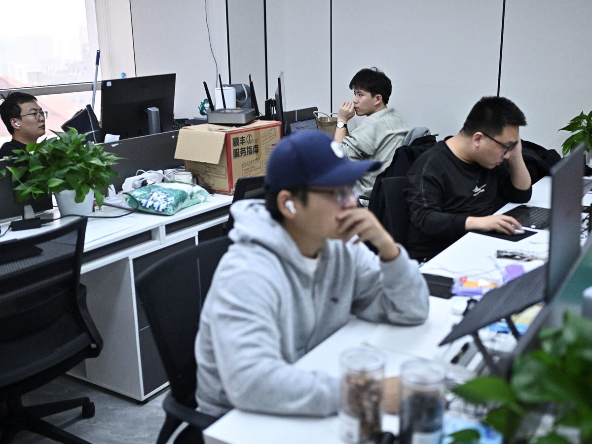 中国AI发力推动经济全面获益 金融CEO称 - 商业内幕