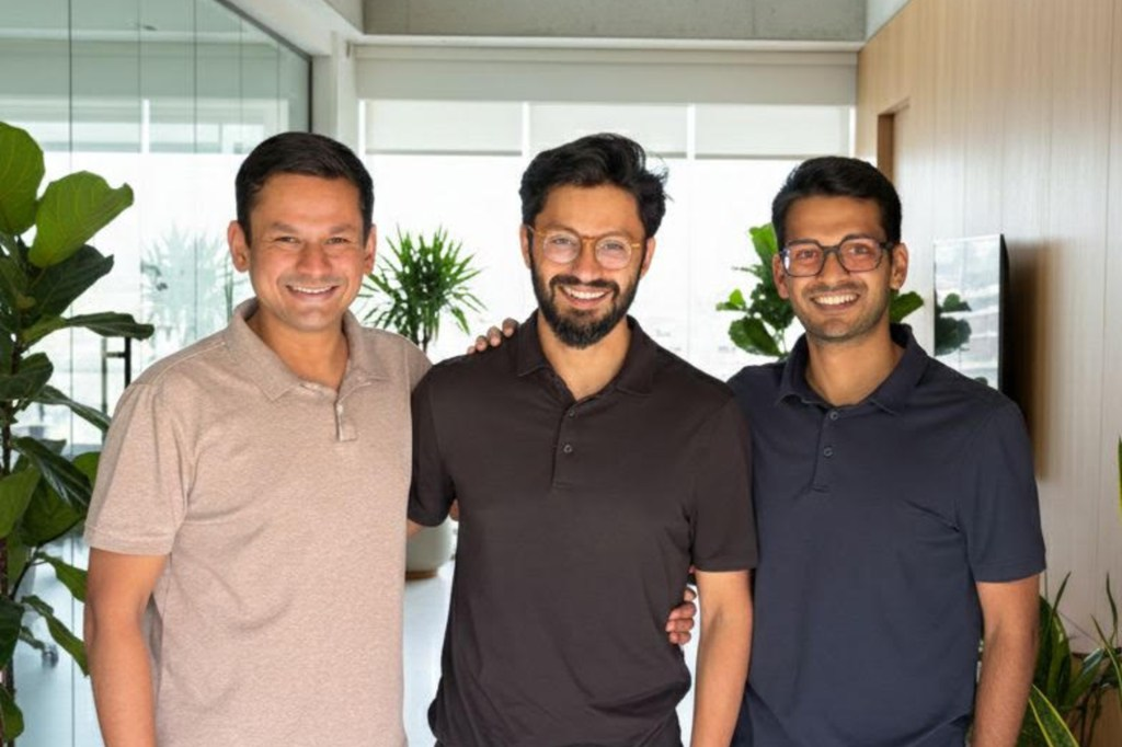 Peak XV表示内部分歧导致合伙人退出，同时公司加倍投入AI领域